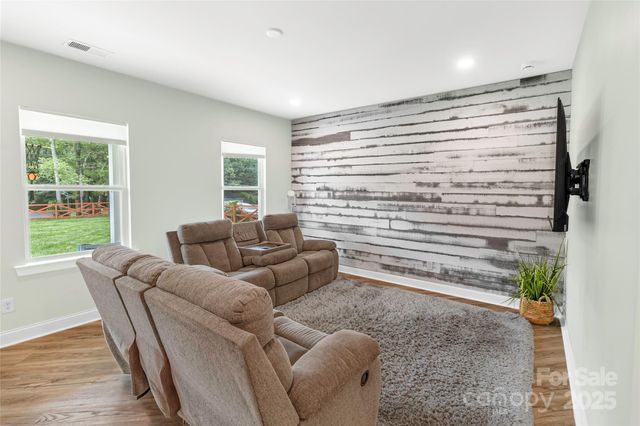 10314 Buccaneer Road, Charlotte, NC 28227