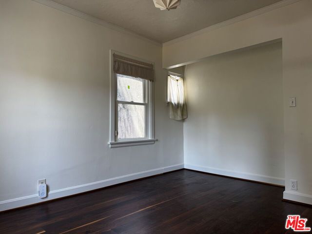 2257 Earl Street, Los Angeles, CA 90039