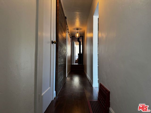 2257 Earl Street, Los Angeles, CA 90039