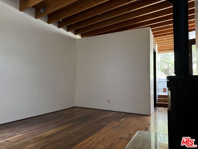 2257 Earl Street, Los Angeles, CA 90039