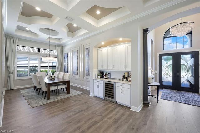 9431 Galliano TER, Naples, FL 34119