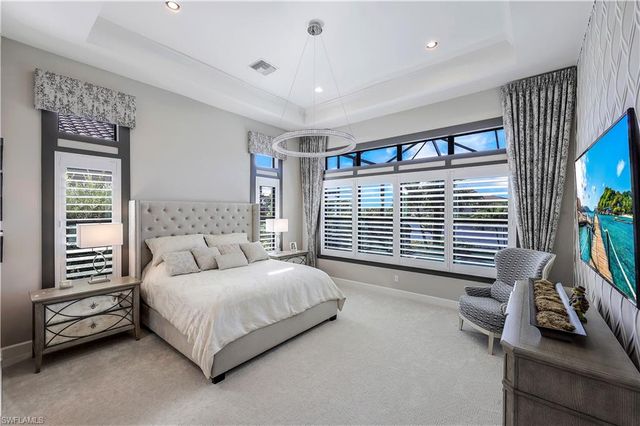 9431 Galliano TER, Naples, FL 34119