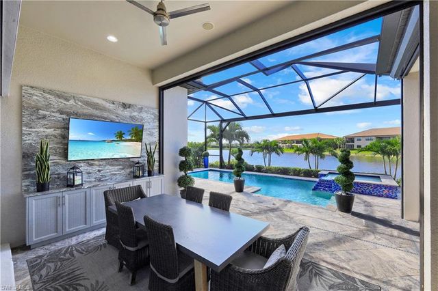 9431 Galliano TER, Naples, FL 34119