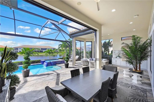 9431 Galliano TER, Naples, FL 34119