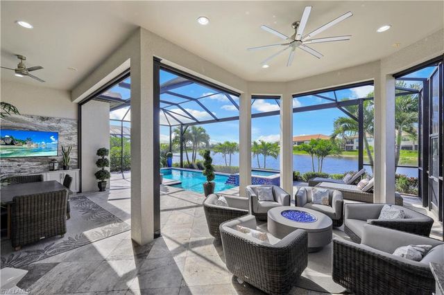 9431 Galliano TER, Naples, FL 34119
