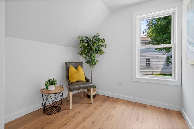 16 Spring Street, Franklin, NH 03235