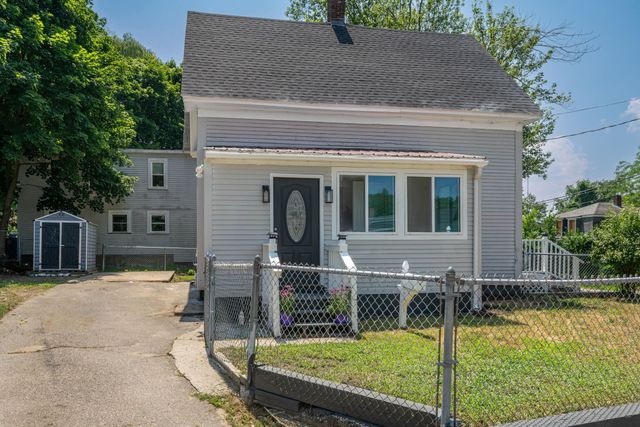 16 Spring Street, Franklin, NH 03235