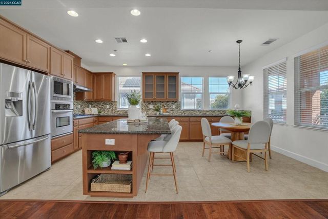 2900 Calico Cmn, Livermore, CA 94551