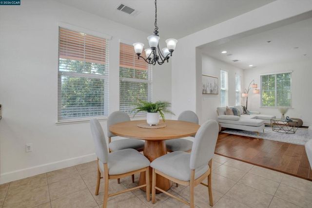 2900 Calico Cmn, Livermore, CA 94551