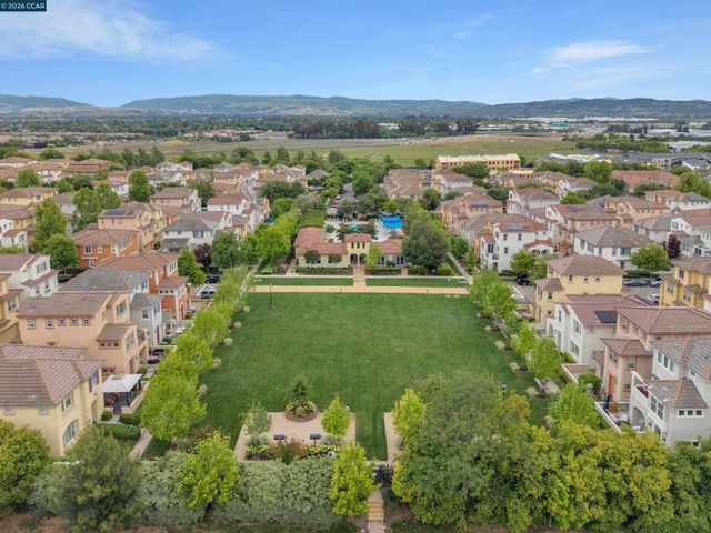 2900 Calico Cmn, Livermore, CA 94551