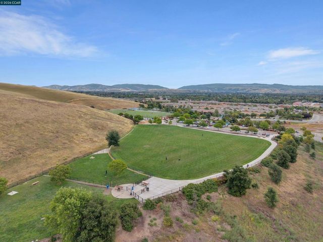 2900 Calico Cmn, Livermore, CA 94551