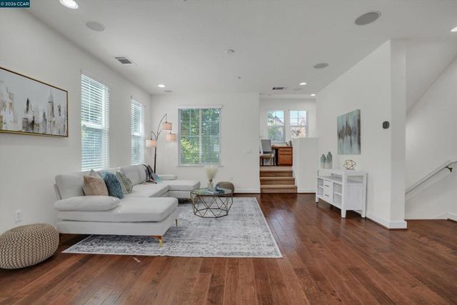 2900 Calico Cmn, Livermore, CA 94551