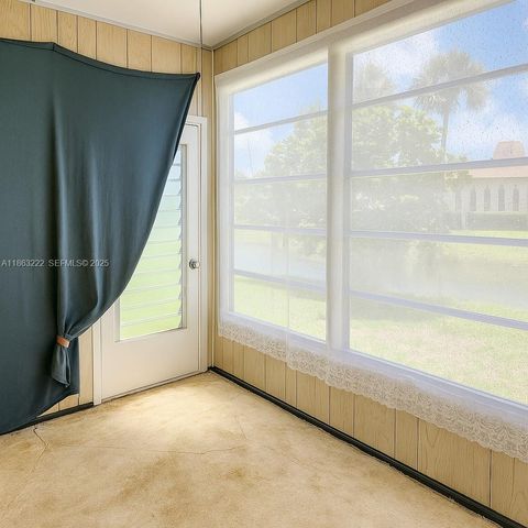 5071 W Oakland Park Boulevard 103, Lauderdale Lakes, FL 33313