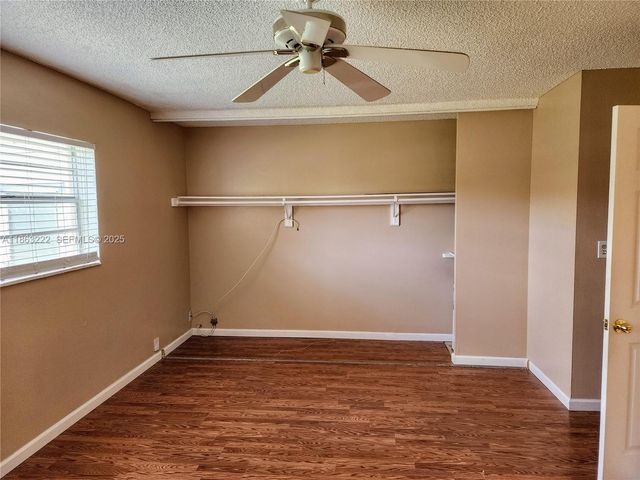 5071 W Oakland Park Boulevard 103, Lauderdale Lakes, FL 33313