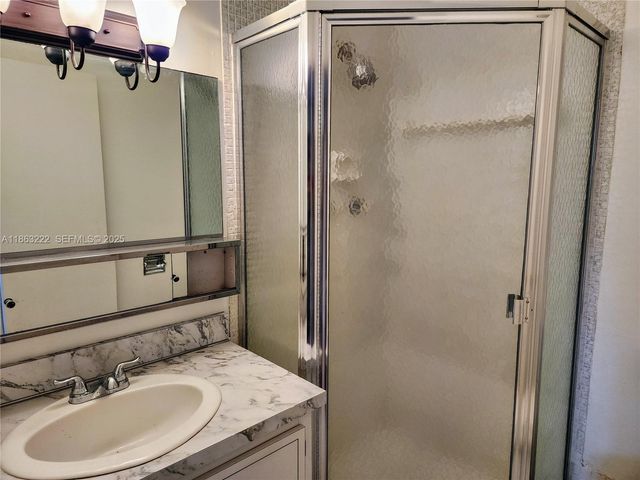 5071 W Oakland Park Boulevard 103, Lauderdale Lakes, FL 33313