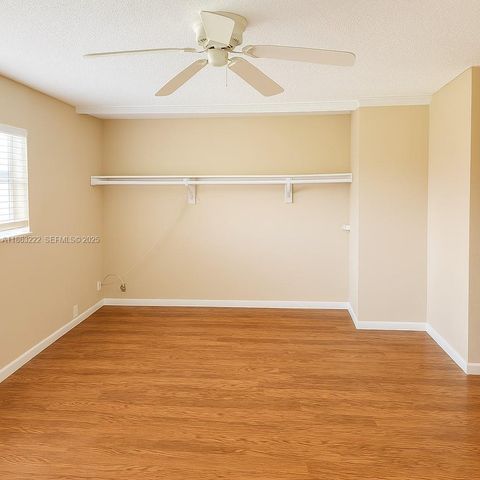 5071 W Oakland Park Boulevard 103, Lauderdale Lakes, FL 33313