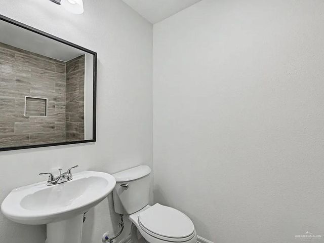 4913 S 26th Street, Mcallen, TX 78503