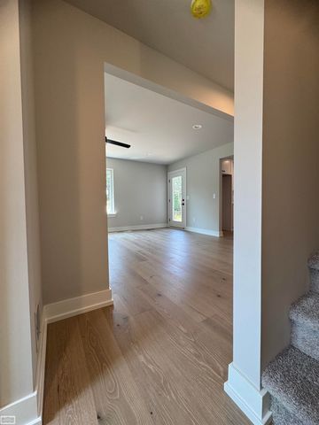 22704 Euclid Street, Saint Clair Shores, MI 48082