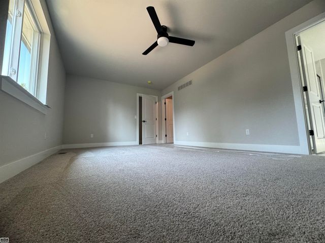 22704 Euclid Street, Saint Clair Shores, MI 48082