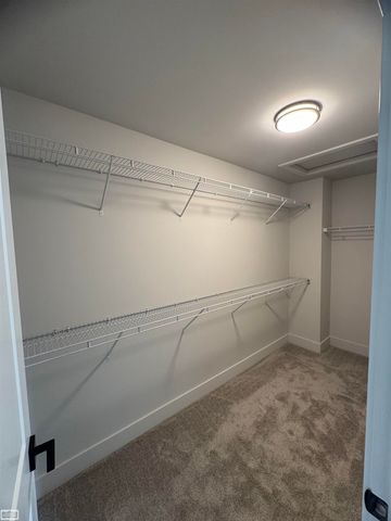 22704 Euclid Street, Saint Clair Shores, MI 48082