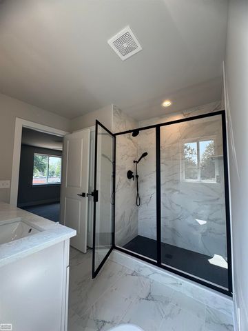 22704 Euclid Street, Saint Clair Shores, MI 48082