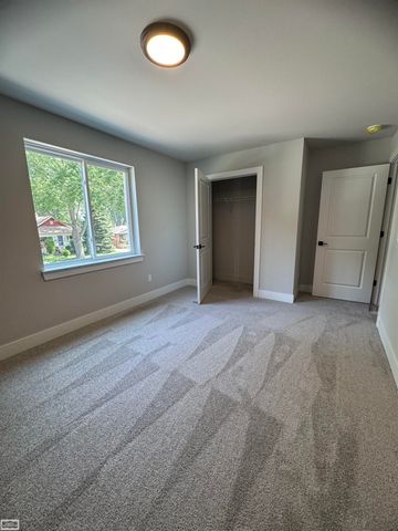 22704 Euclid Street, Saint Clair Shores, MI 48082