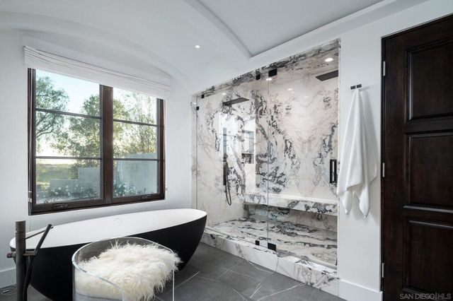 7795 Sendero Angelica, San Diego, CA 92127