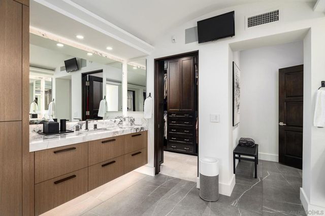 7795 Sendero Angelica, San Diego, CA 92127