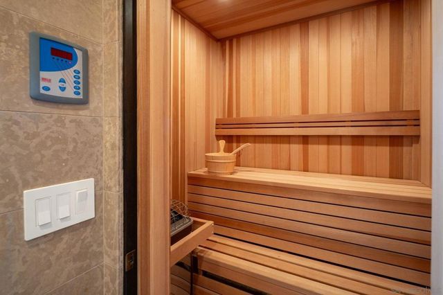 7795 Sendero Angelica, San Diego, CA 92127