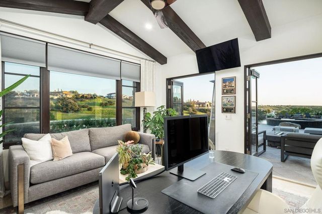 7795 Sendero Angelica, San Diego, CA 92127