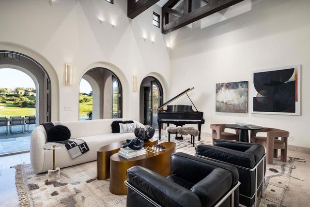 7795 Sendero Angelica, San Diego, CA 92127