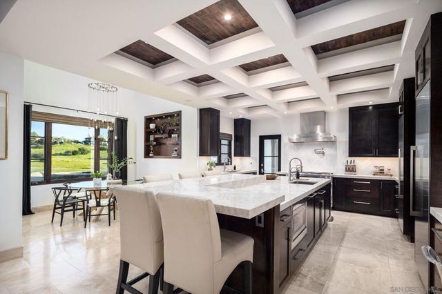 7795 Sendero Angelica, San Diego, CA 92127