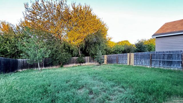 10219 ROBBINS CRK, San Antonio, TX 78245
