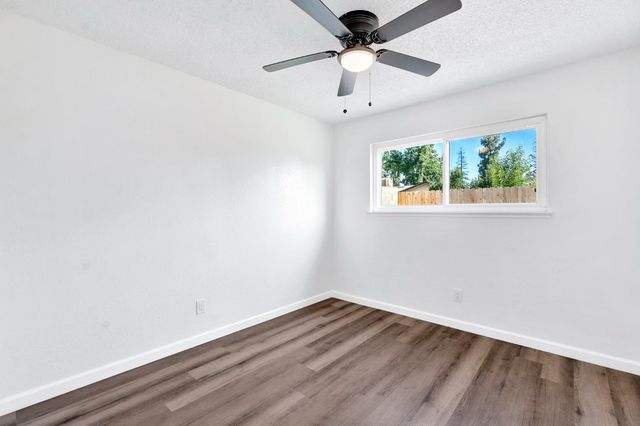 3126 W Alamos Avenue, Fresno, CA 93722
