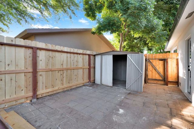 3126 W Alamos Avenue, Fresno, CA 93722