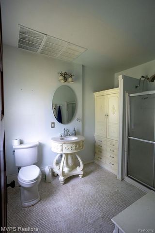 126 Clinton Street, Mount Clemens, MI 48043
