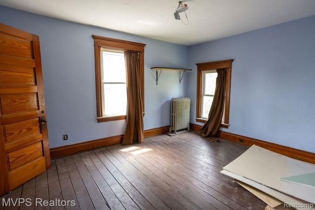 126 Clinton Street, Mount Clemens, MI 48043