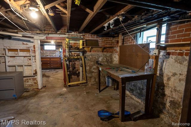 126 Clinton Street, Mount Clemens, MI 48043