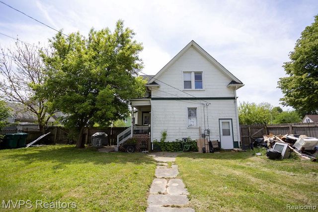 126 Clinton Street, Mount Clemens, MI 48043