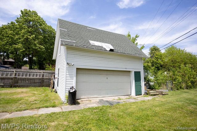 126 Clinton Street, Mount Clemens, MI 48043
