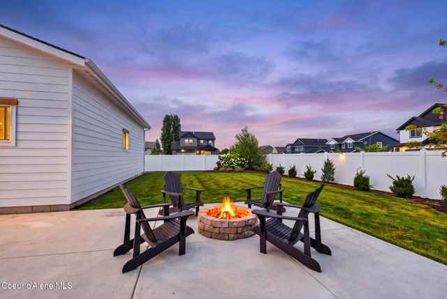 2881 N WRENLEY LN, Post Falls, ID 83854