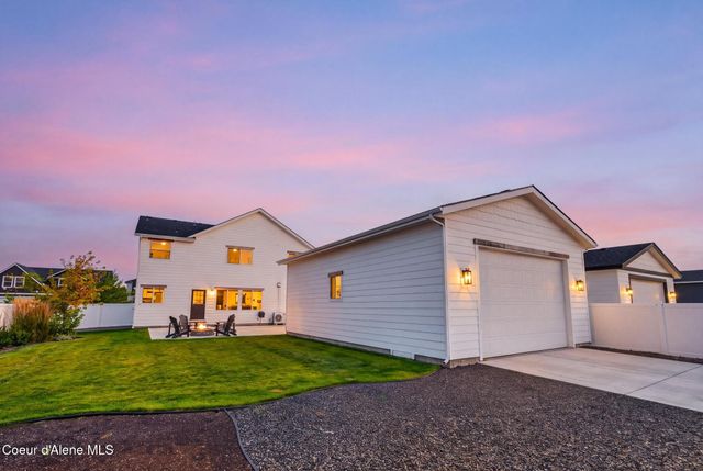 2881 N WRENLEY LN, Post Falls, ID 83854