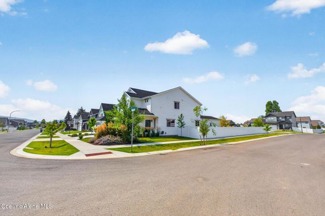 2881 N WRENLEY LN, Post Falls, ID 83854