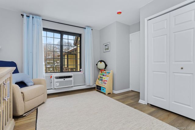 64 Foxwood Drive 8, Pleasantville, NY 10570