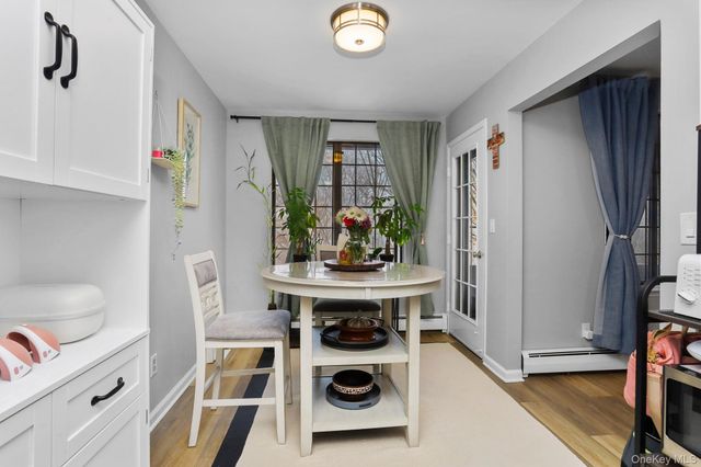 64 Foxwood Drive 8, Pleasantville, NY 10570