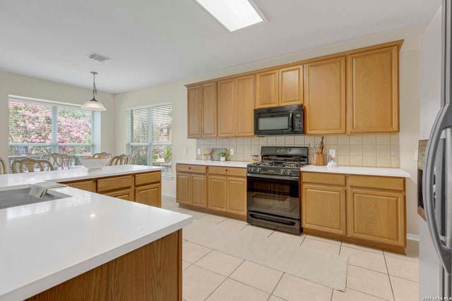 1007 Serenata, San Antonio, TX 78216