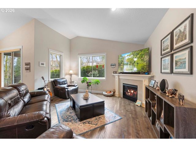 4941 G St, Washougal, WA 98671