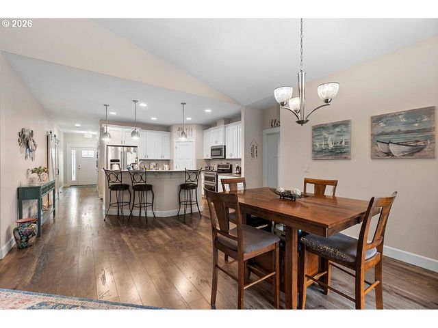 4941 G St, Washougal, WA 98671