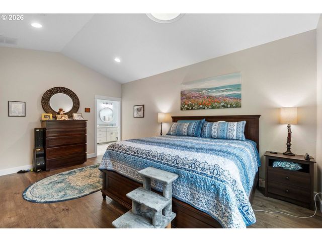 4941 G St, Washougal, WA 98671