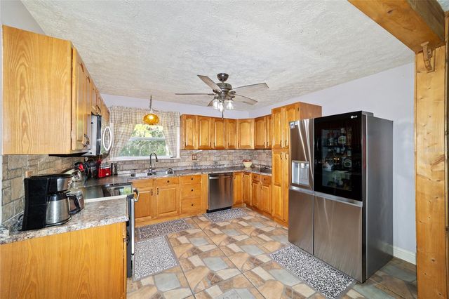 15755 SW 90TH AVENUE, Dunnellon, FL 34432